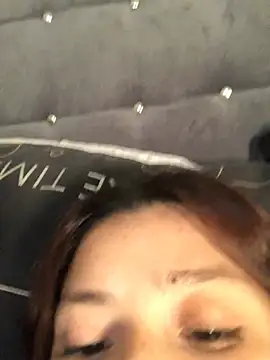 3littles: διαδικτυακό σόου στην κάμερα