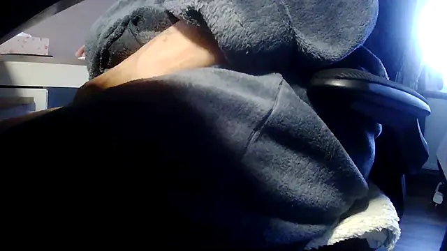 Pokazy przed kamerką – suedel65