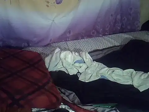 Show de cute-shamza na webcam