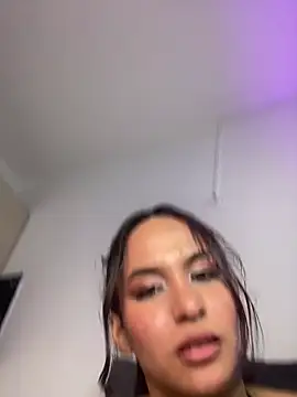 Chat +18 de SharonRicci_ ao vivo