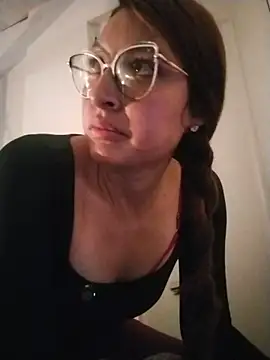 JuliethHansX_X 现场XXX聊天