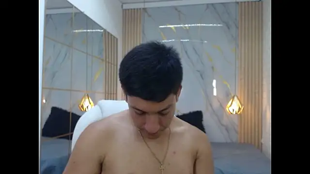 Chat XXX ao vivo de DominantBoy4