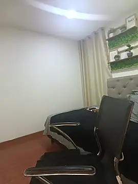 Czat XXX na żywo – sasi_luna