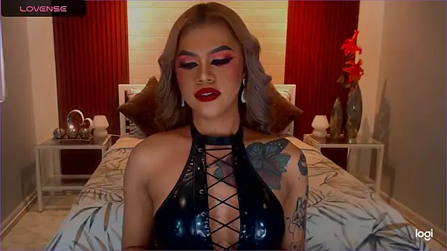 StellaStrong30 élő XXX-chatje