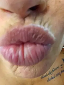 Erotic_and_Exotic: απευθείας συνομιλία ΧΧΧ