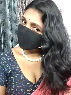 Show modela Hotty_Kavita na web-kameri