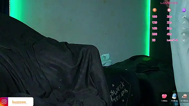 kuzzcoo: вебкам-шоу