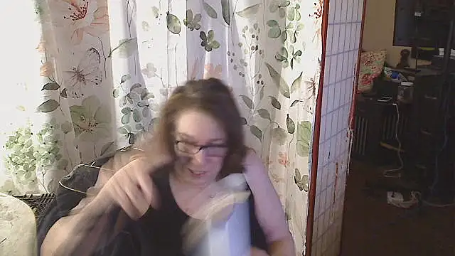 Ireallysquirt live XXX chat