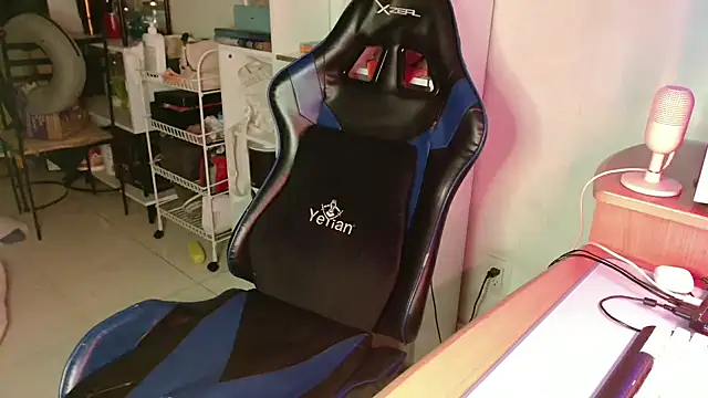 SmokyDee – Naživo XXX chat