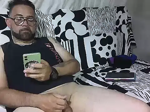 CarlossexVen   – webcam-show