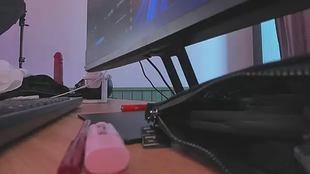 Spark_of_joy Adlı Modelin Canlı XXX Sohbeti