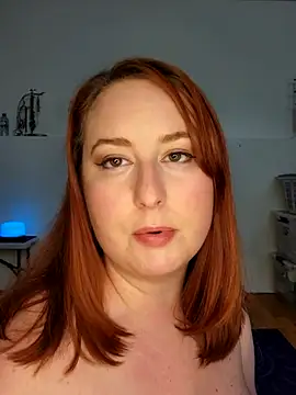 XXX chat uživo modela novemberqueen