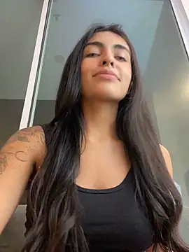 DaphneUwu Chat XXX in diretta