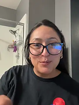 XXX chat uživo modela Goddessxxrosexx