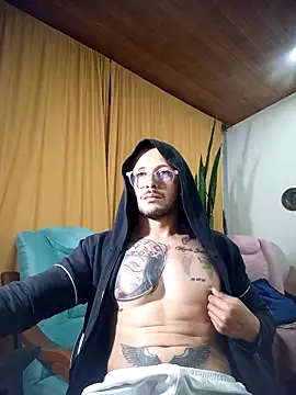 Show modela sebastian_horny na web-kameri