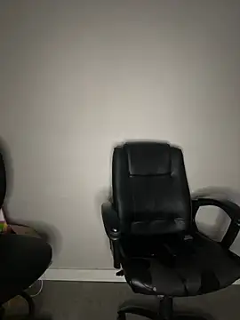 DancingLemonade Adlı Modelin Canlı XXX Sohbeti