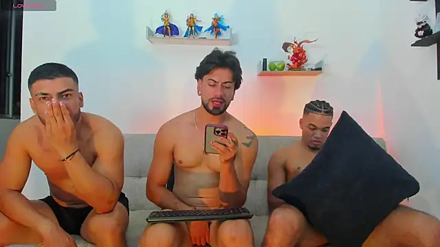 heteros_curious: διαδικτυακό σόου στην κάμερα