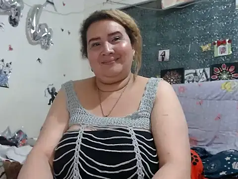 Perla1981--のライブXXXチャット