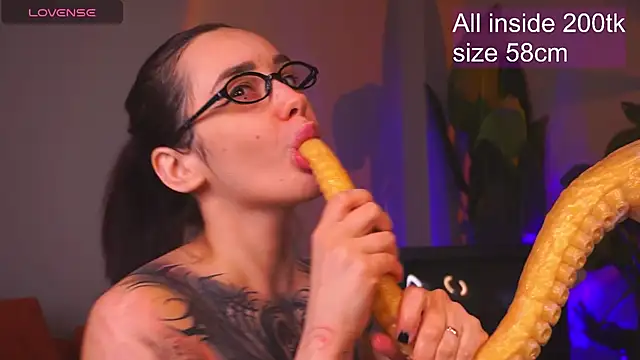 EvaCantonのライブXXXチャット