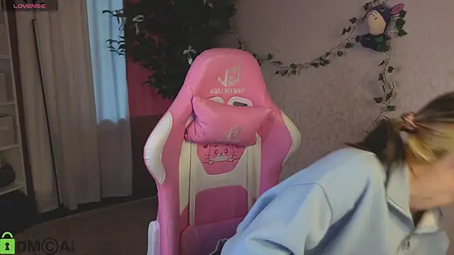 R0cket_bunny Chat XXX live