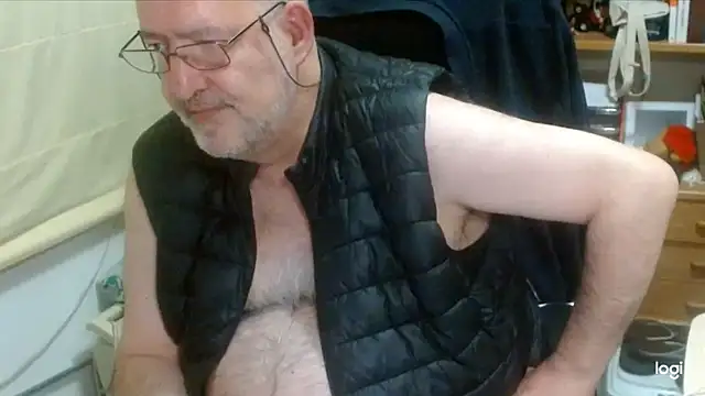 Show modela Hechizodeluz_ na web-kameri