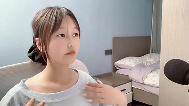 Xiaoqing00 élő XXX-chatje