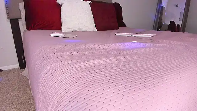 yiauana live XXX chat