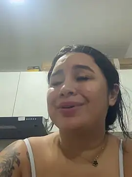 Chat XXX ao vivo de Pretty_Isadora