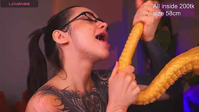 แชท XXX สดของ EvaCanton