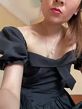 Mimi_pussy Adlı Modelin Web Kamerası Şovu