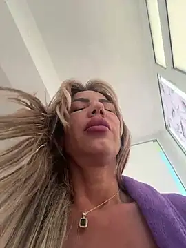 LoreennAny লাইভ XXX চ্যাট