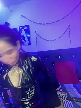 Онлайн чат XXX Little_Naughtty