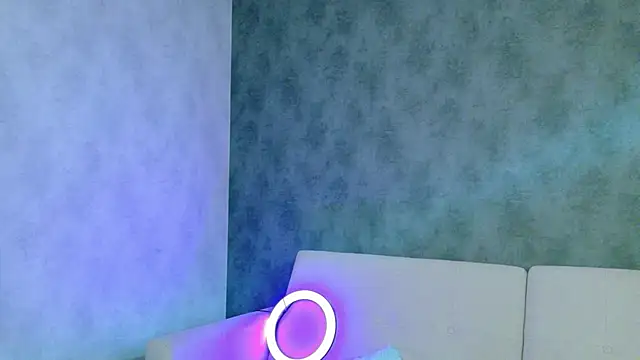 OnlyForYou_ live XXX chat