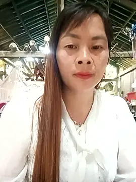 Bling_sexy Chat XXX in diretta