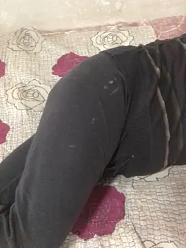 yaocaobi8 在線直播表演