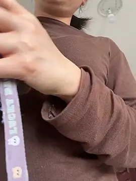 daaqnnのライブXXXチャット