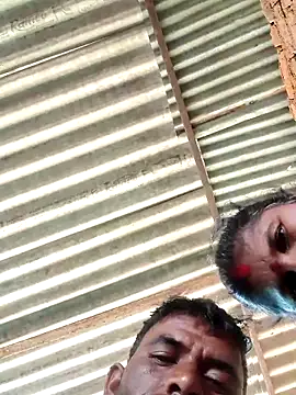 Show modela Hot_di97 na web-kameri