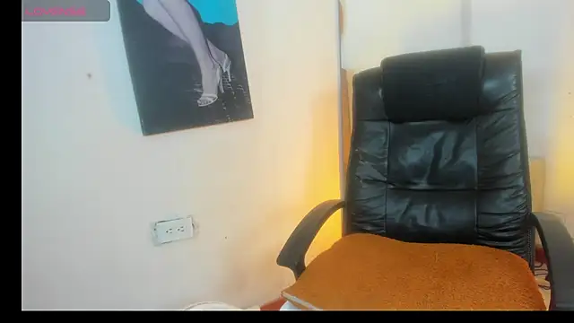 Czat XXX na żywo – Adara_Ferrara