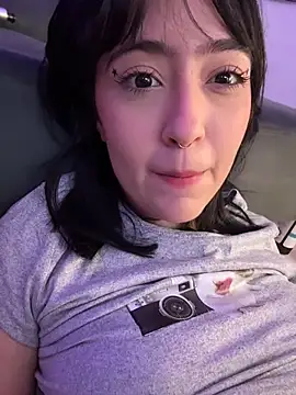 HinaSweet Obrolan Langsung XXX