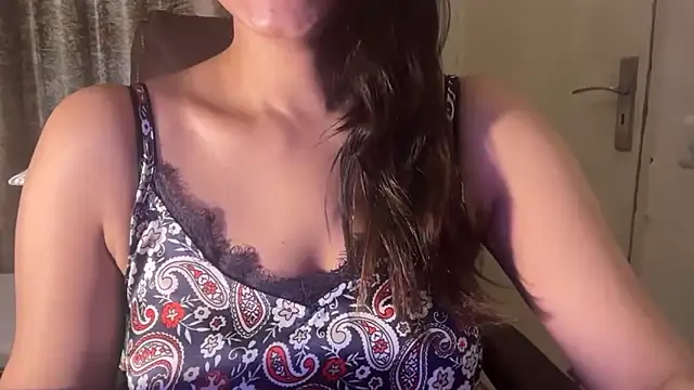 Cupid_of_Hearts Pertunjukan Webcam