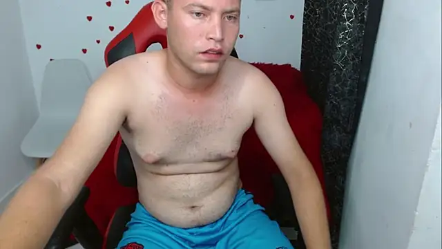 Webkamerová show sven_fox723