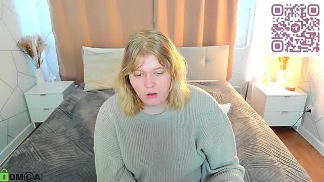 luna_c0ra's Live XXX Chat