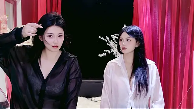 Banana-Milk69 Adlı Modelin Web Kamerası Şovu