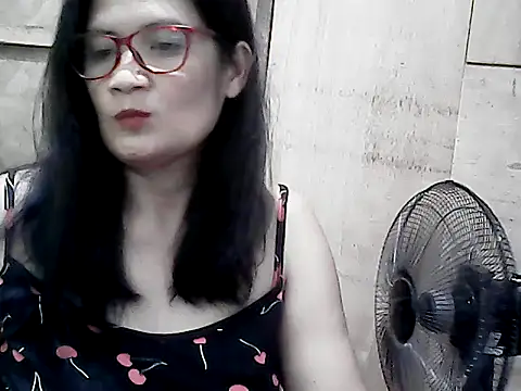 PinayZaira Pertunjukan Webcam