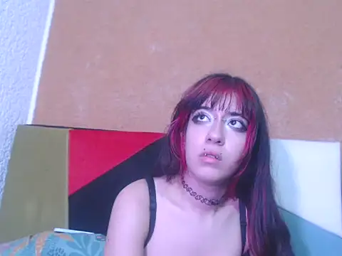 Show modela HotRiders69 na web-kameri