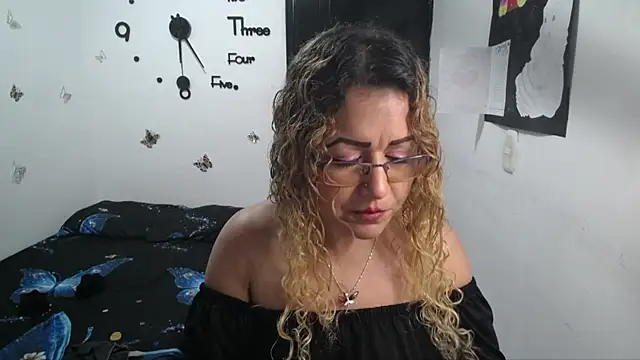 Chat +18 de Escobar-Skarlet ao vivo