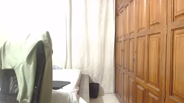 Chat +18 de Venus_cat_ ao vivo