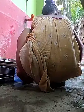 Show modela Sweet-runi na web-kameri