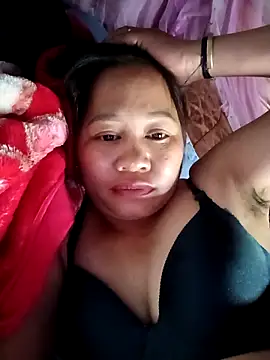 Phiphi135 网络视讯表演