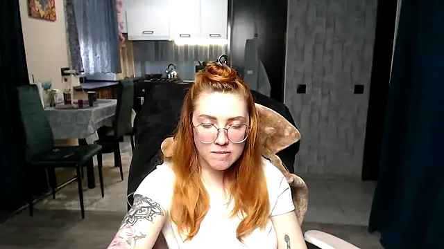 Chat XXX en directo de Reginasmilee